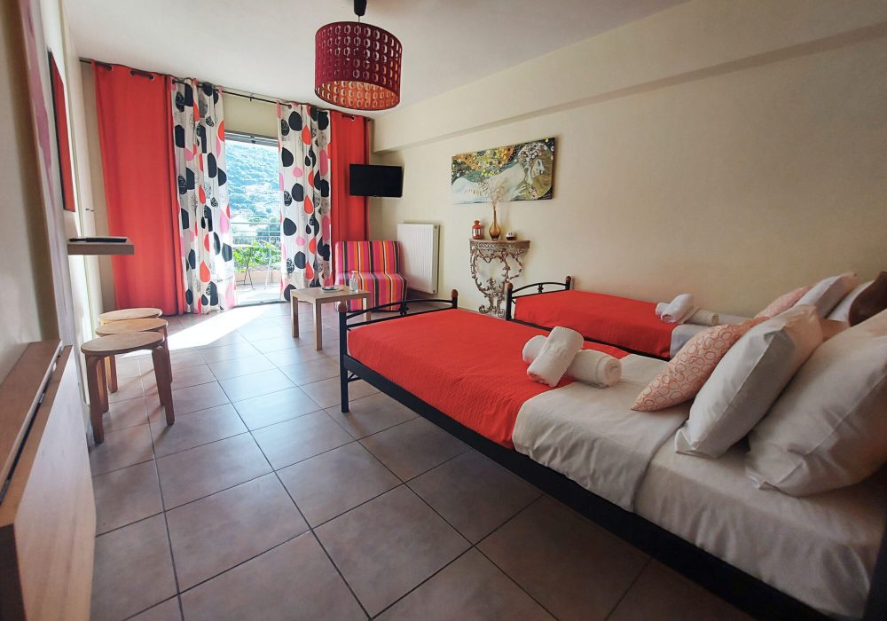 Nickolas Autumn Apartment