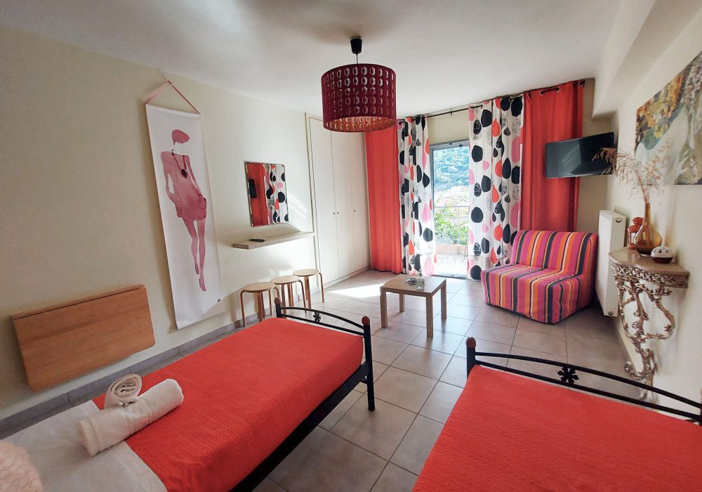 Nickolas Autumn Apartment