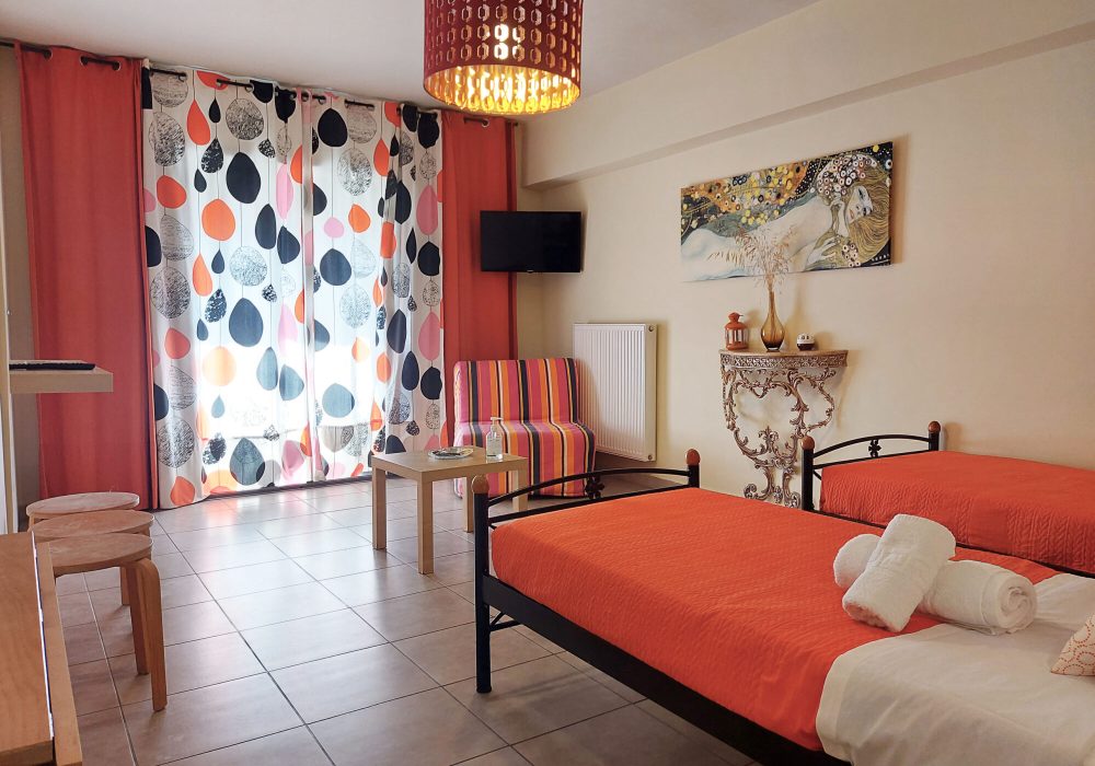 Nickolas Autumn Apartment