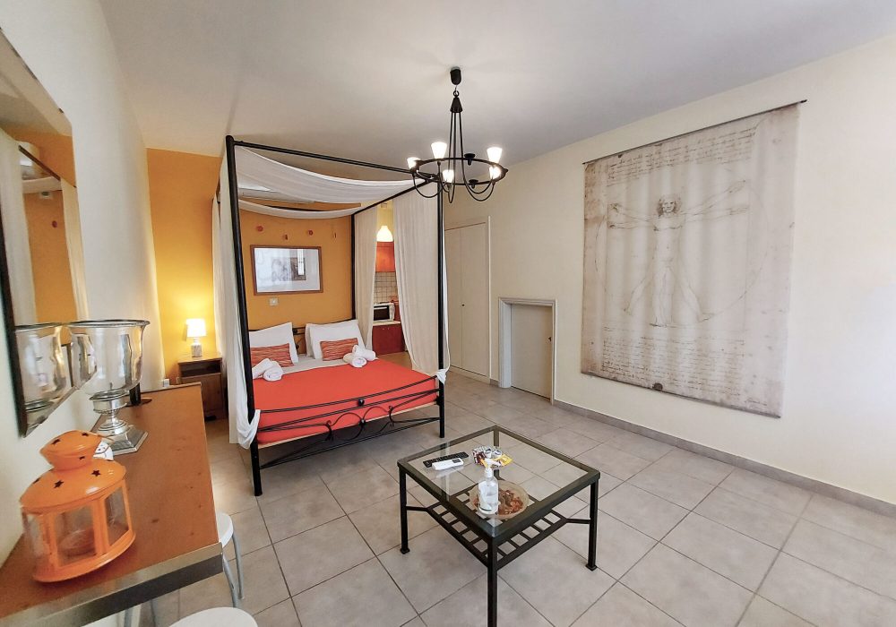 Nickolas Autumn Apartment