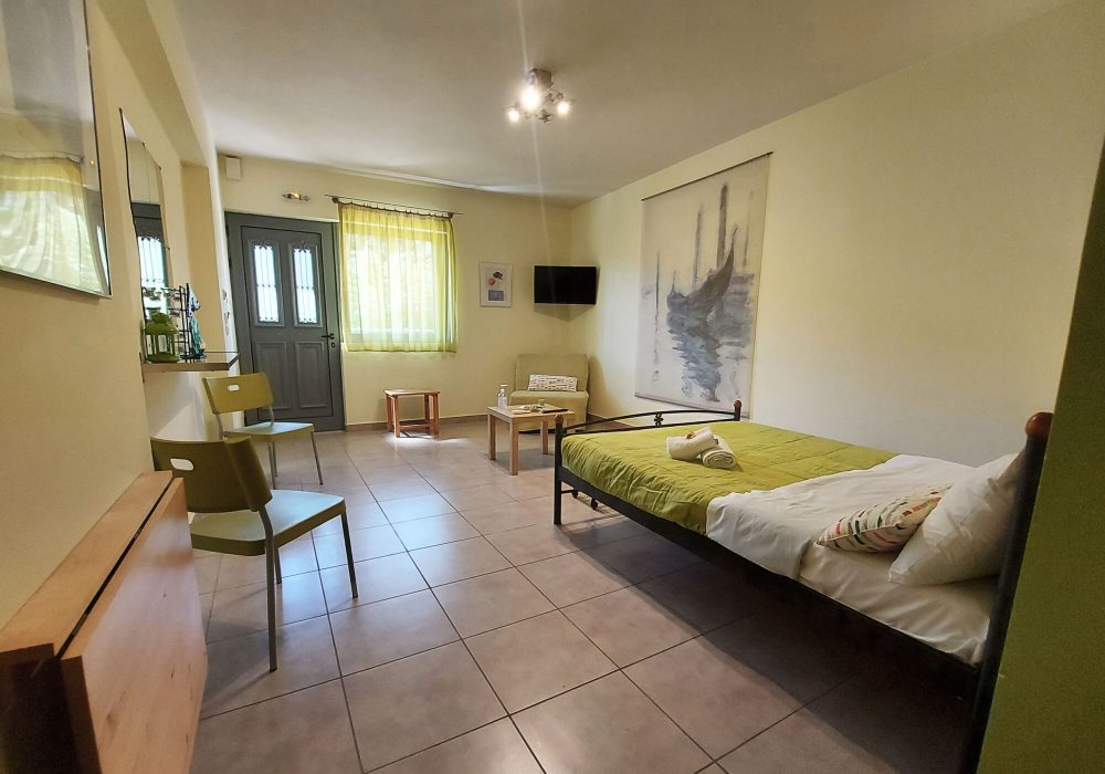 Nickolas Spring Apartment