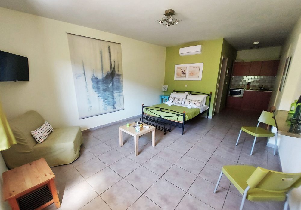 Nickolas Spring Apartment