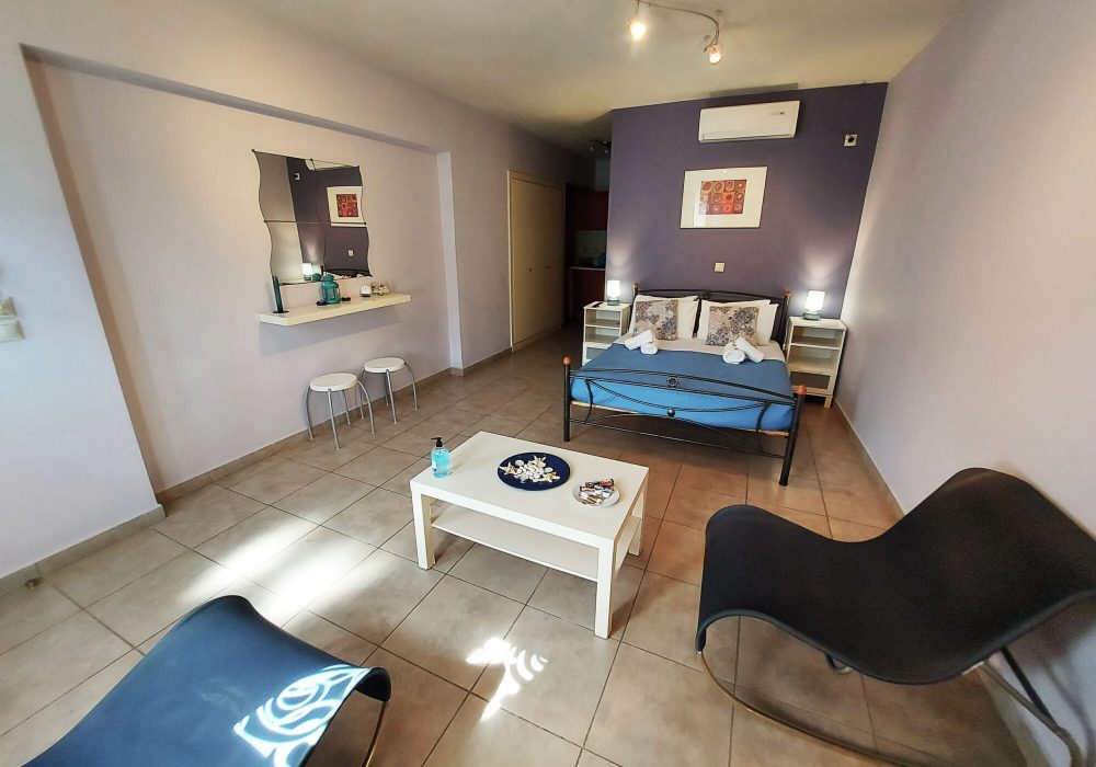 Nickolas Winter Apartment
